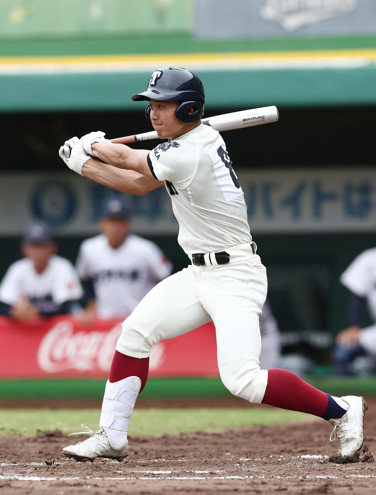 滋賀学園対大阪桐蔭　4回裏大阪桐蔭無死三塁、同点の中前適時打を放つ畠中（撮影・前田充）