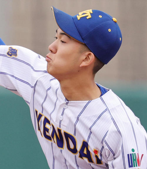 健大高崎対佐野日大　健大高崎先発の石垣（撮影・野上伸悟）