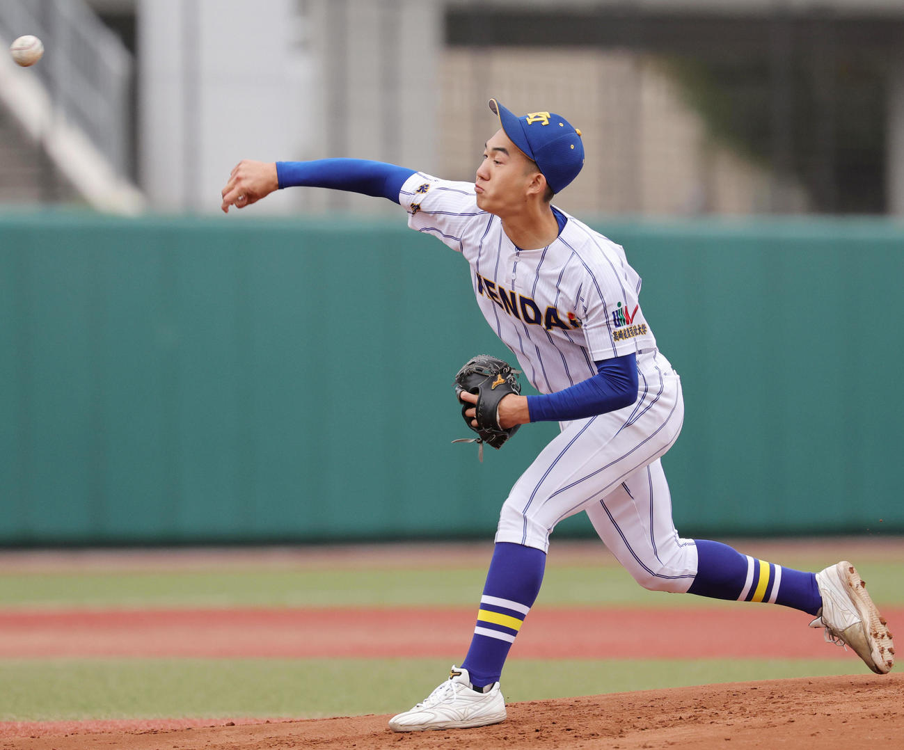 健大高崎対佐野日大　健大高崎先発の石垣（撮影・野上伸悟）