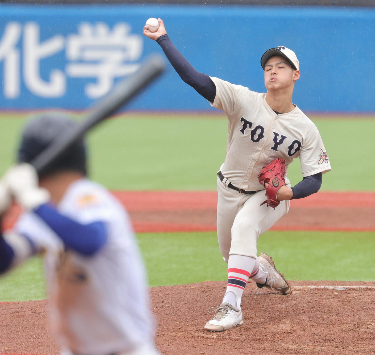 聖光学院対東洋大姫路　聖光学院対東洋大姫路　東洋大姫路先発の阪下（撮影・野上伸悟）