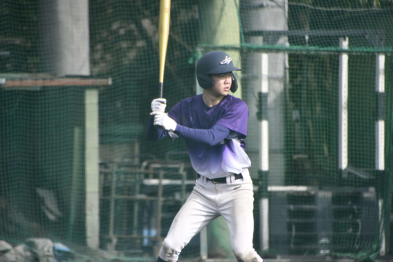 練習試合で猛打賞の活躍を見せた花巻東（岩手）の森下（撮影・平山連）