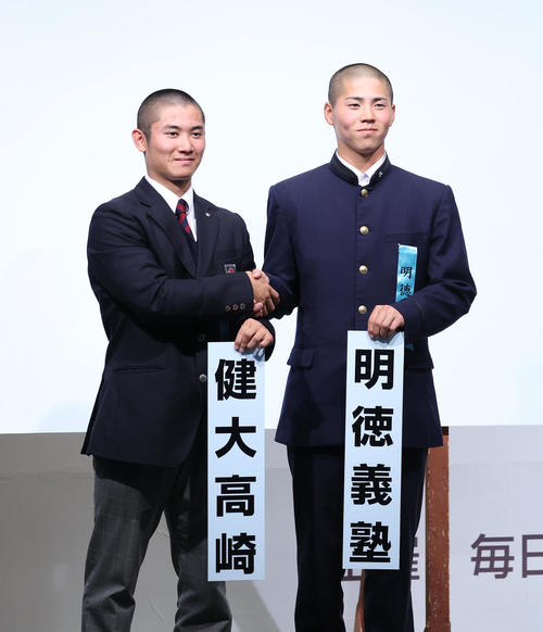 【センバツ】連覇狙う健大高崎、初戦は超難敵「一番の好カード」「馬淵監督が何を仕掛けるか」