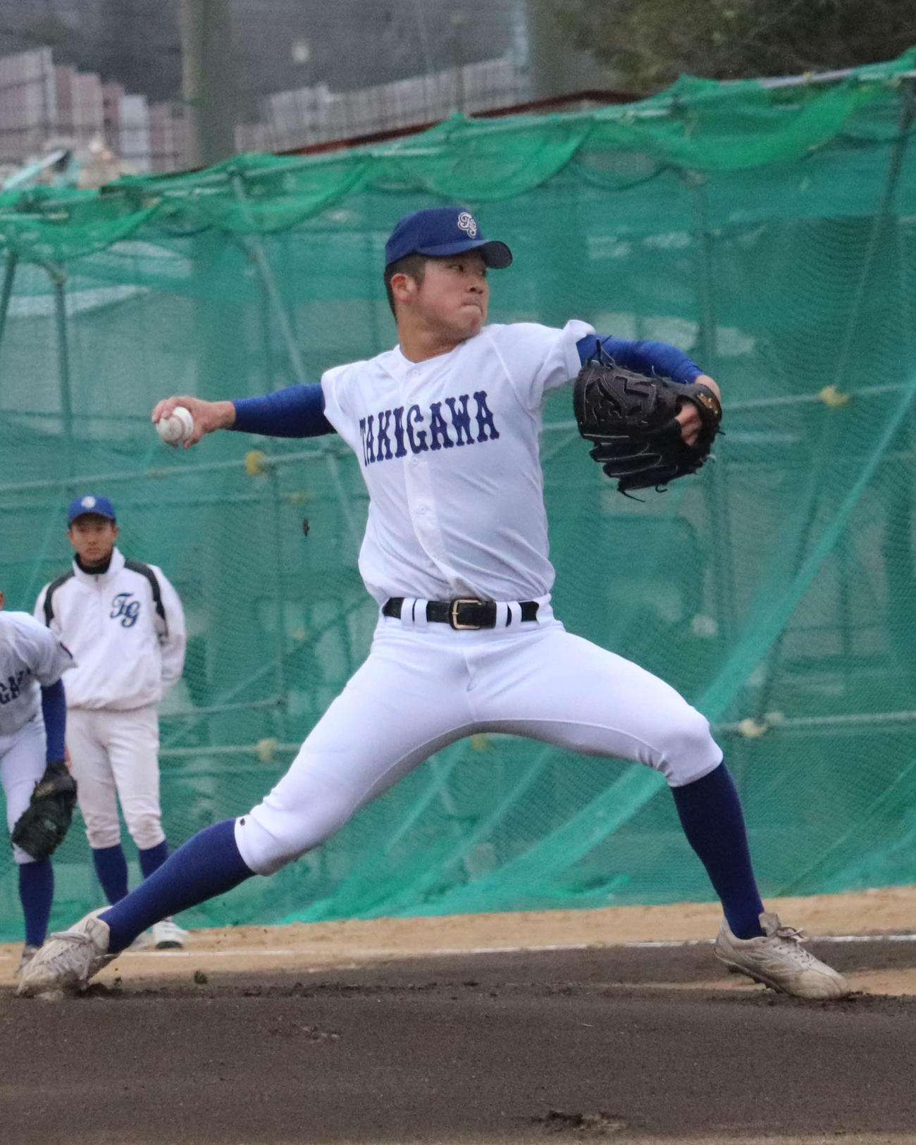 練習試合で先発した、滝川のエース・新井