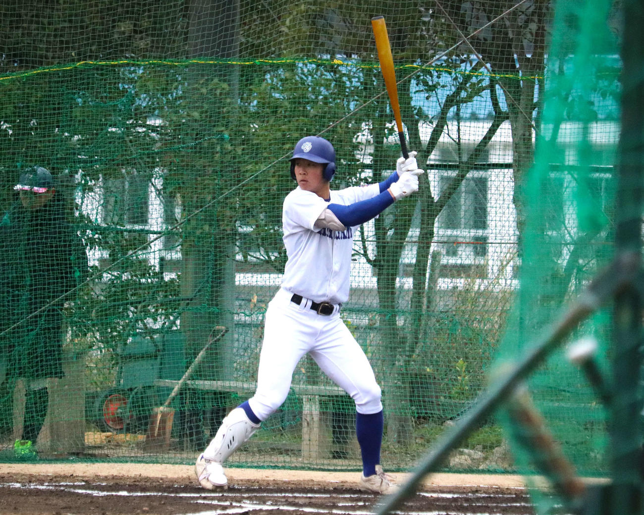 練習試合で3安打をマークした滝川のエース・新井