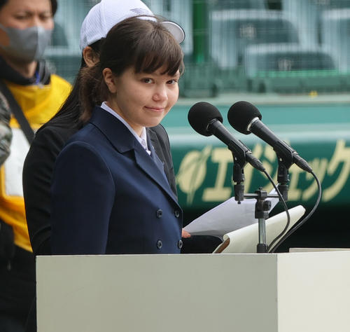 【センバツ】史上初２年連続の開会式司会を務めた古賀美希さん「放送部にとっても甲子園は聖地」