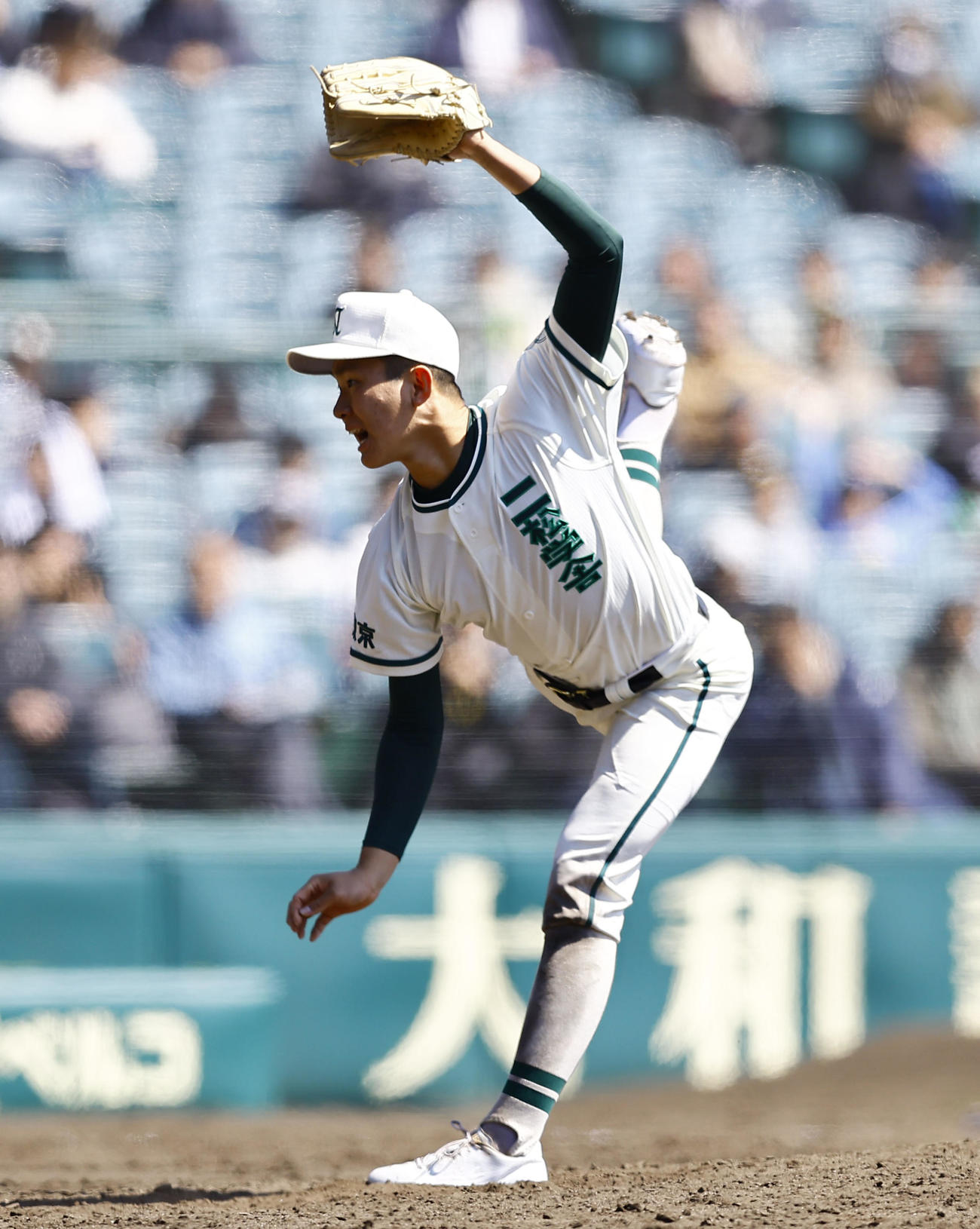 柳ケ浦対二松学舎大付　2番手で登板した二松学舎大付・及川（撮影・藤尾明華）