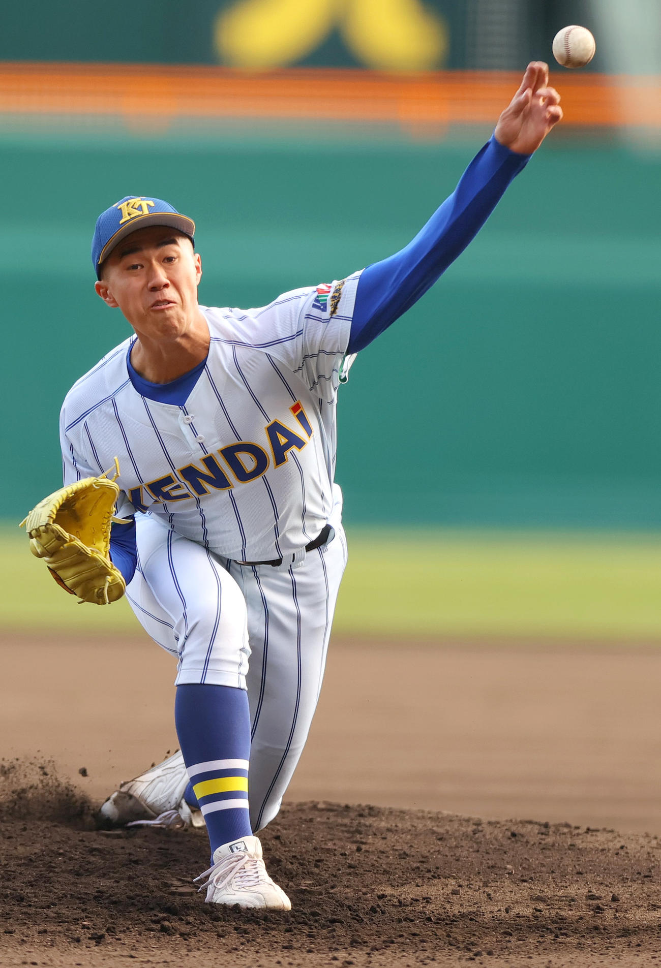 健大高崎対明徳義塾　健大高崎先発の下重（撮影・上山淳一）