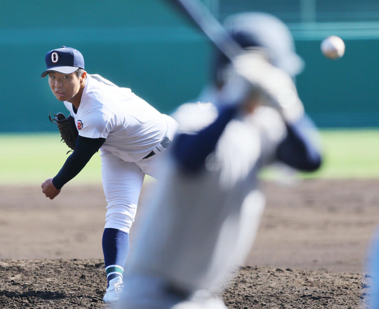 青森山田対沖縄尚学　沖縄尚学先発の末吉（撮影・藤尾明華）