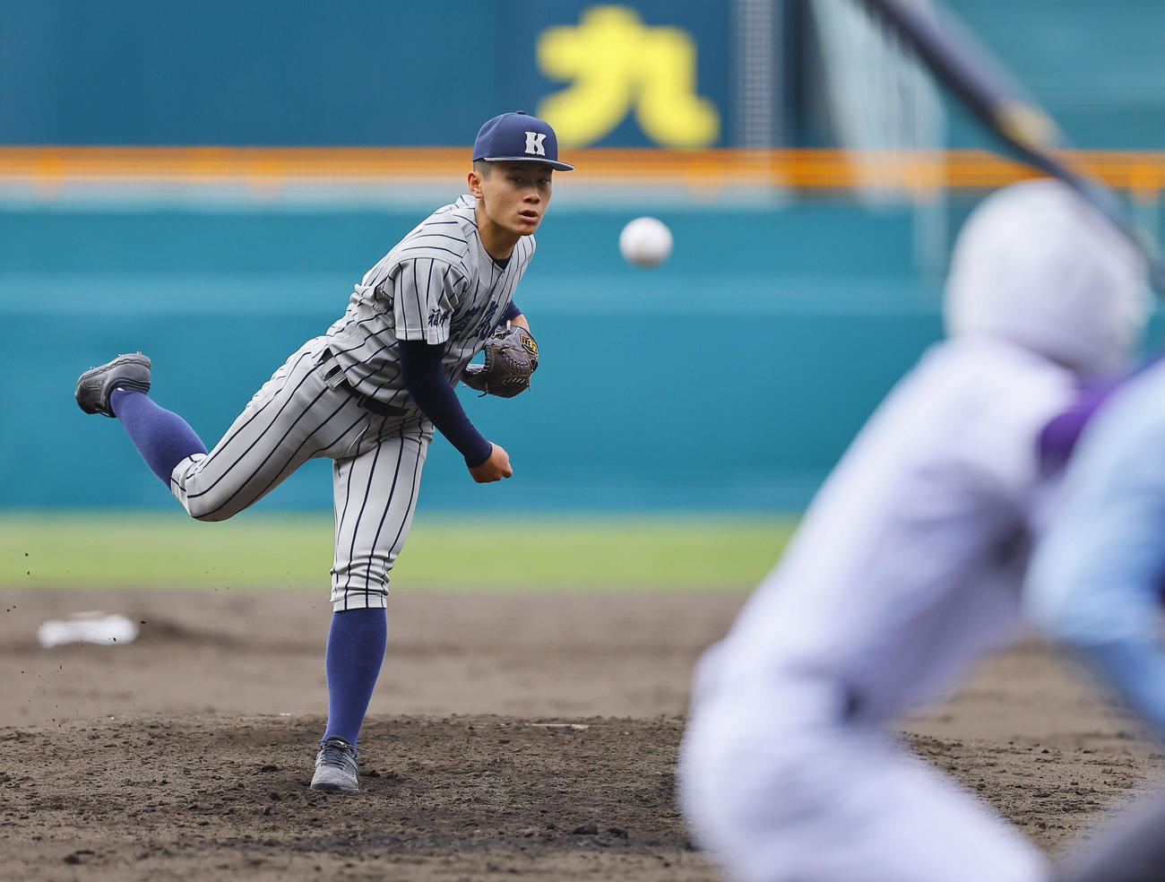 滋賀短大付対敦賀気比　5回、力投する敦賀気比・五十子（撮影・藤尾明華）