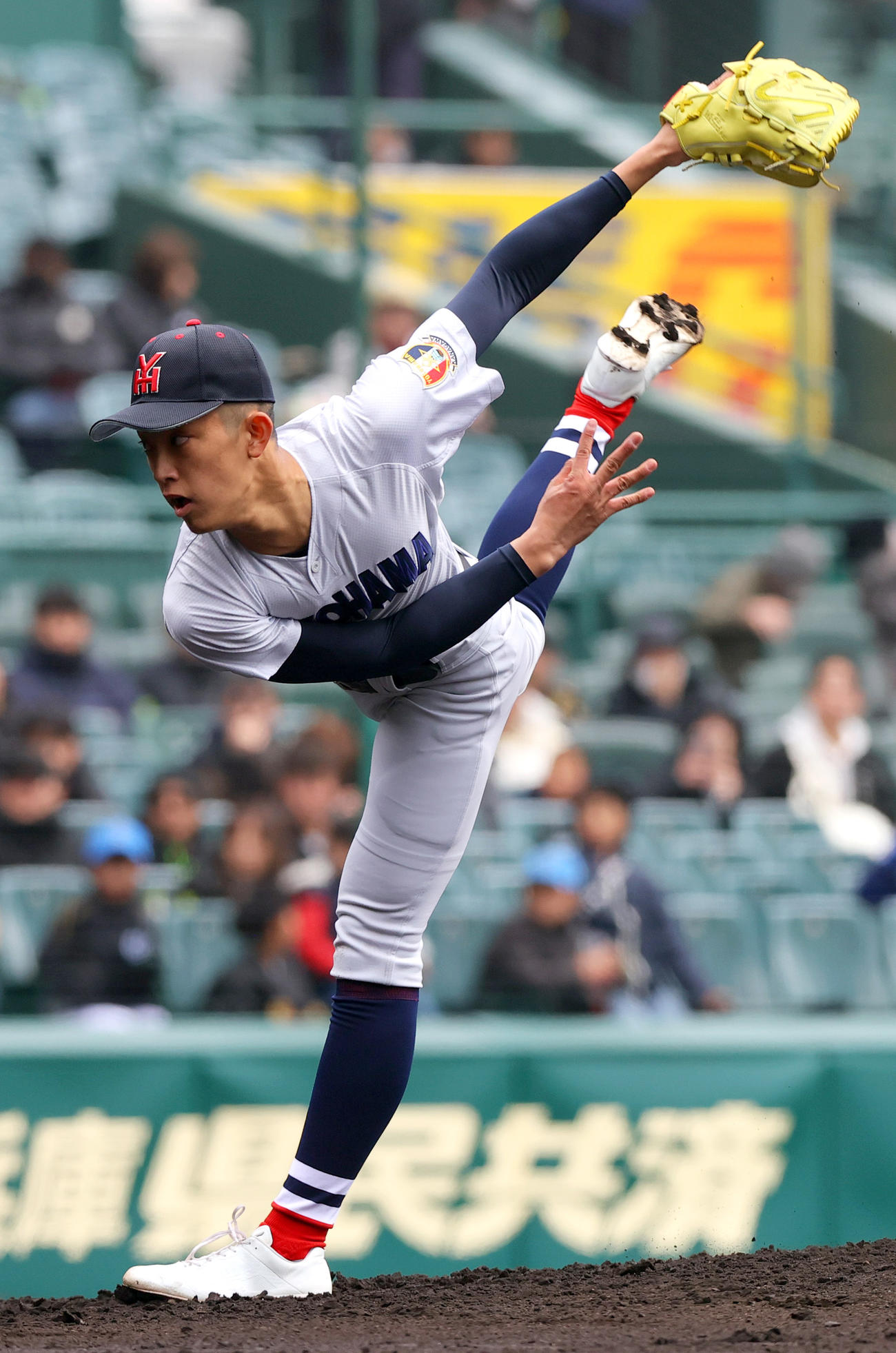 横浜対市和歌山　横浜先発の織田（撮影・上山淳一）