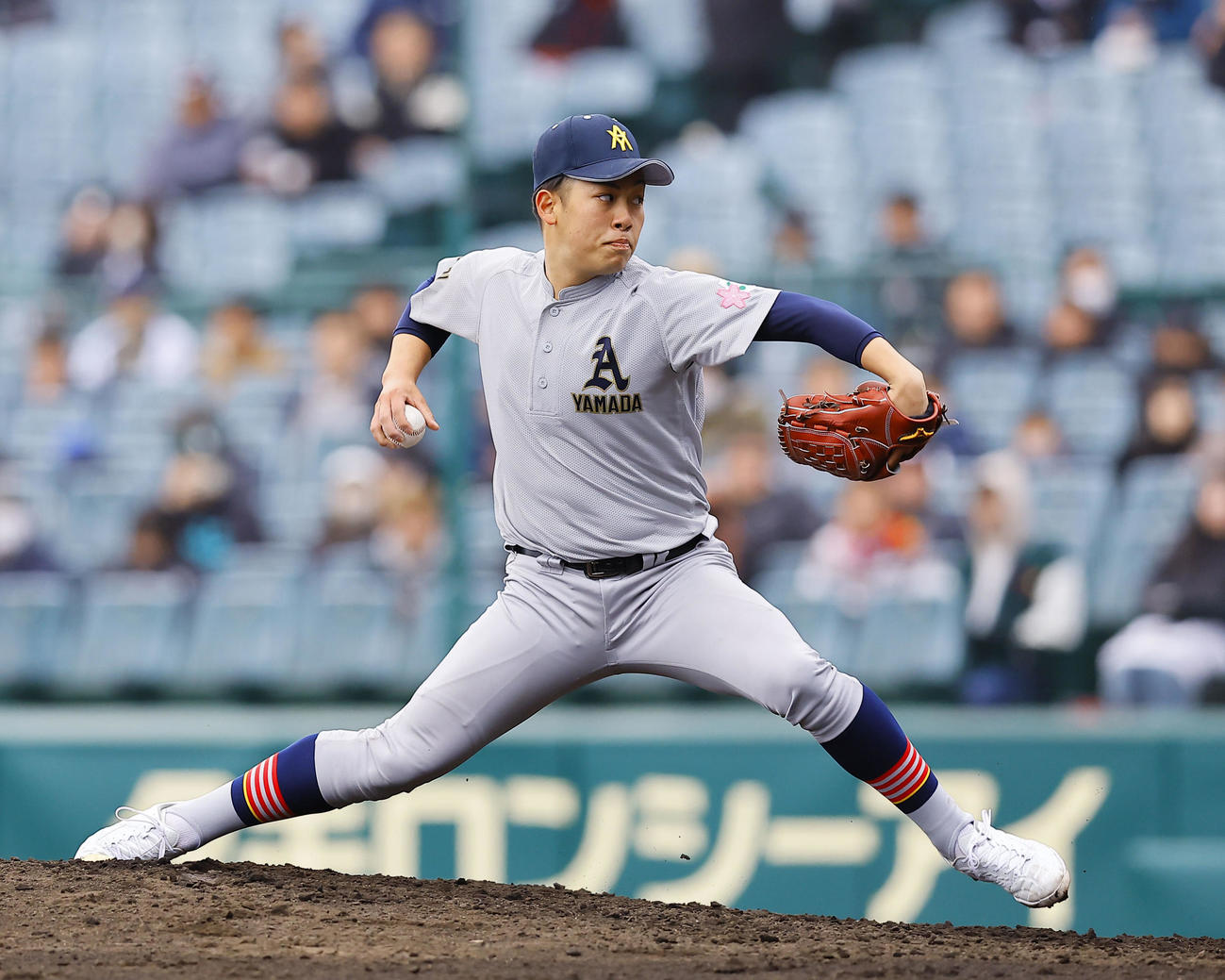 青森山田対沖縄尚学　6回、3番手で登板した青森山田・下山（撮影・藤尾明華）