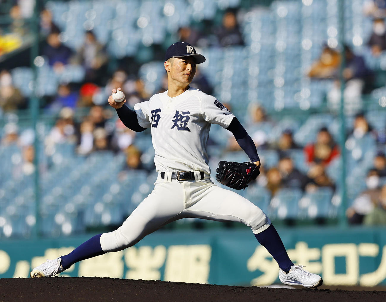 大垣日大対西本短大付　西本短大付先発の中野（撮影・藤尾明華）