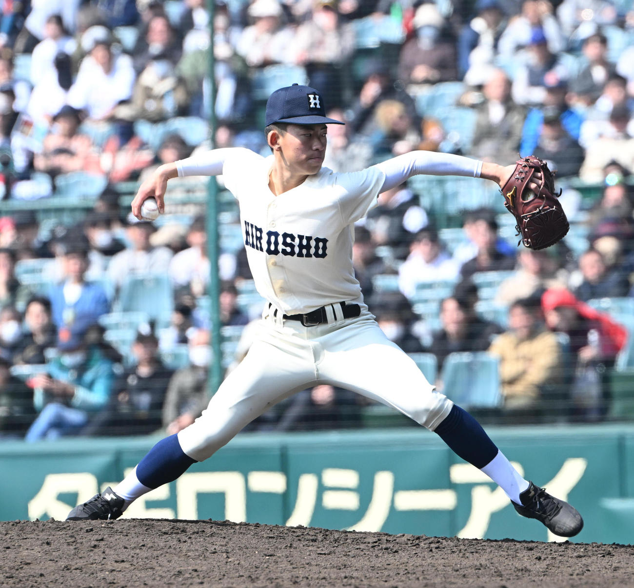 横浜清陵対広島商　7回に2番手で登板する広島商・山田（撮影・和賀正仁）