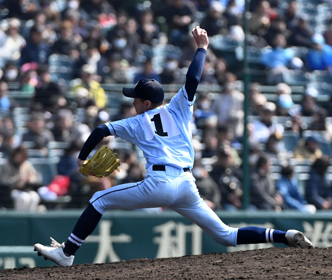 広島商対横浜清陵　横浜清陵3番手の内藤（撮影・前岡正明）