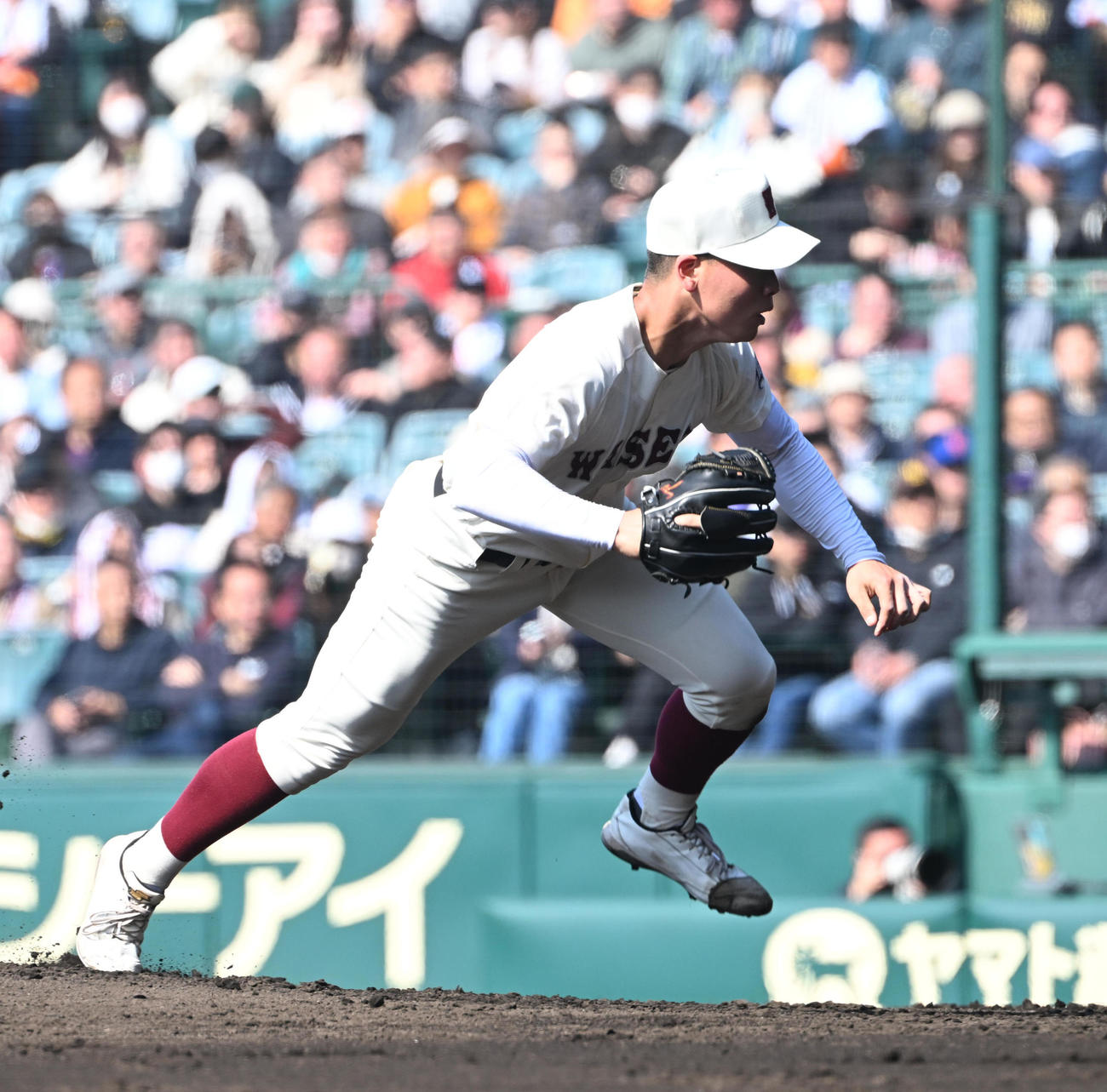 早実対高松商　先発する早実・中村（撮影・和賀正仁）