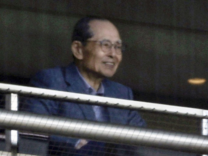 早実－高松商戦を観戦する王貞治氏（共同）