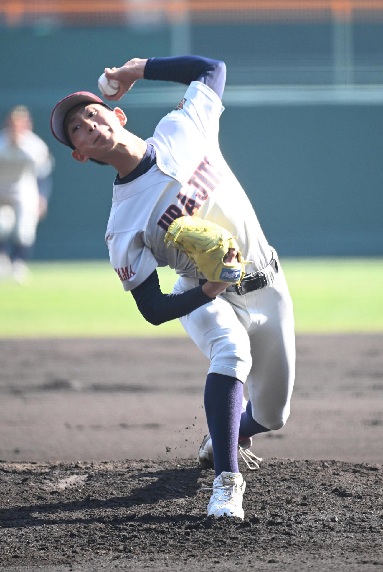 浦和実対滋賀学園　先発する浦和実・石戸（撮影・和賀正仁）