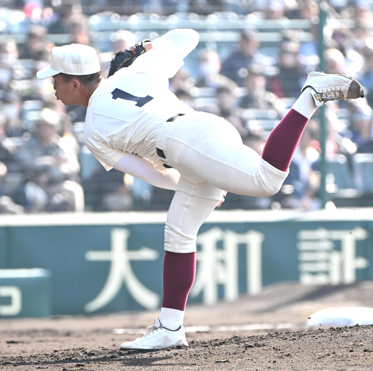 早実対高松商　早実・先発の中村心大（撮影・石井愛子）