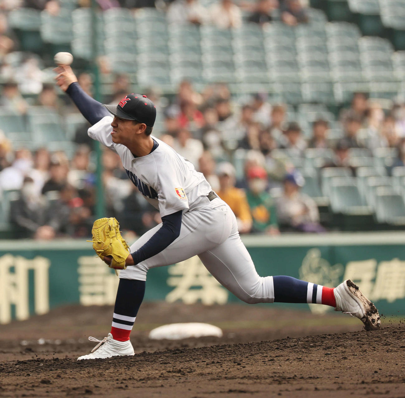 横浜対沖縄尚学　横浜2番手の前田（撮影・宮崎幸一）