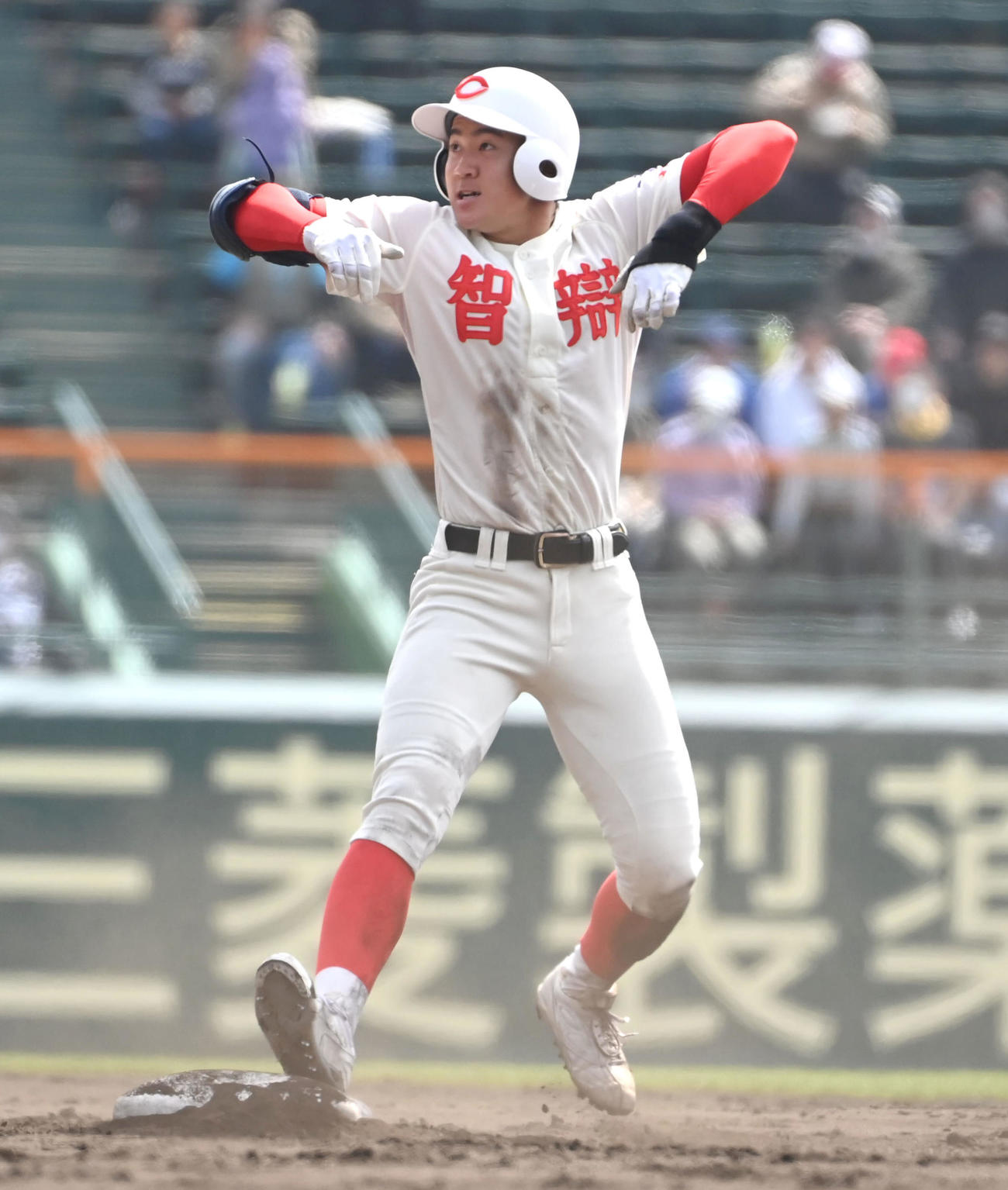智弁和歌山対エナジックスポーツ　7回表智弁和歌山2死二塁　藤田は左適時打を放つ（撮影・石井愛子）