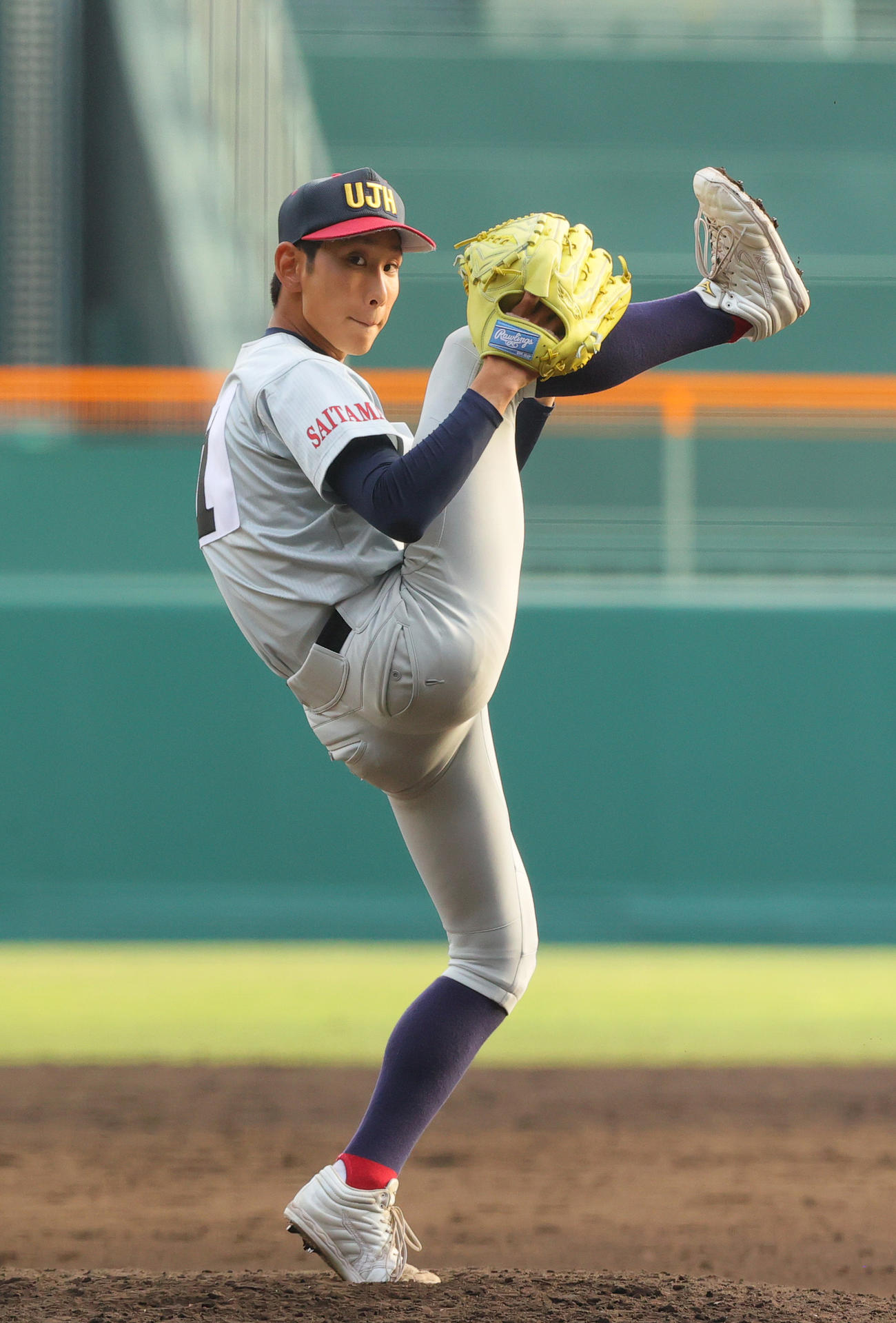 浦和実対東海大札幌　5回裏、浦和実エース石戸が登板する（撮影・上山淳一）