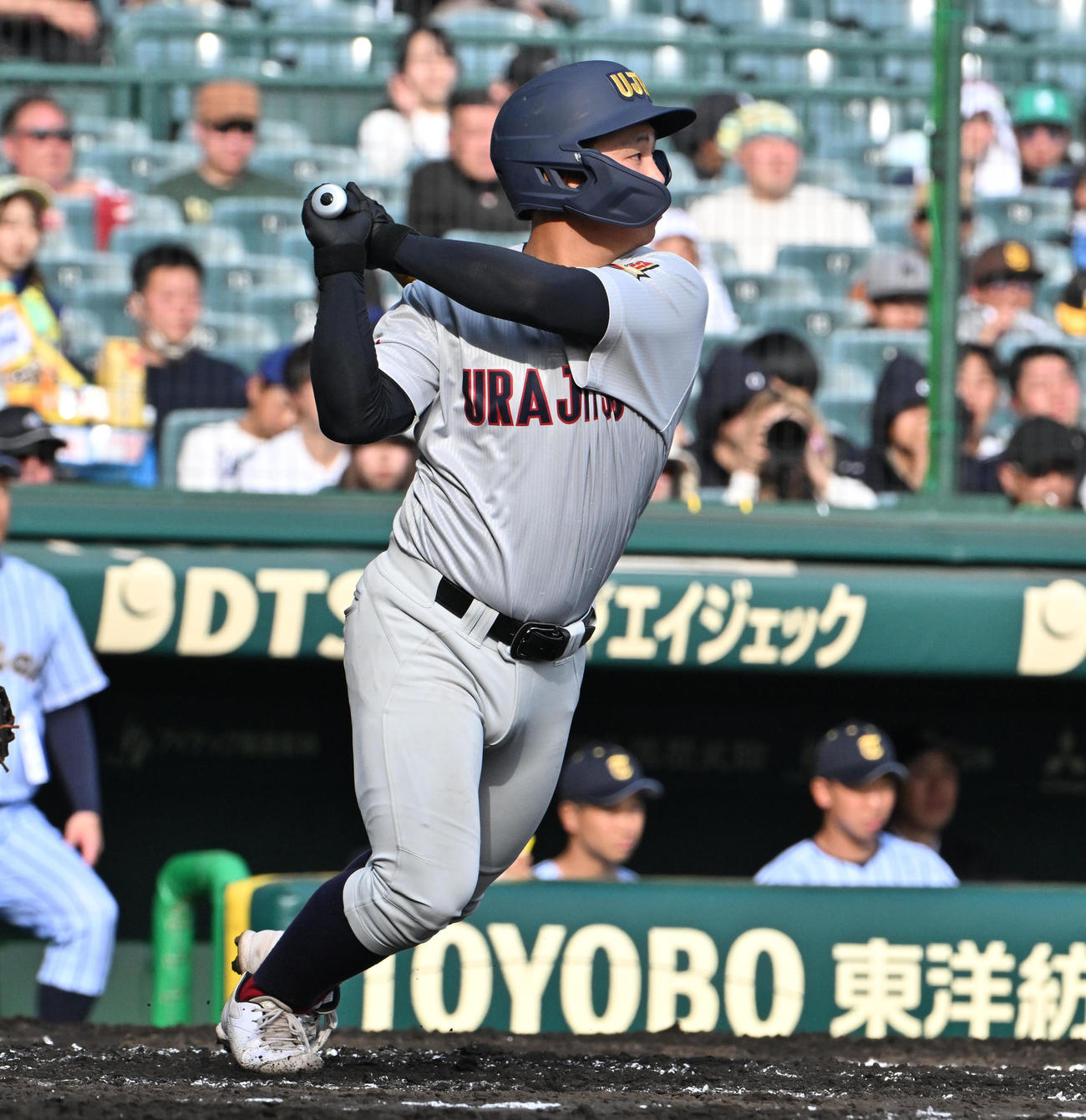 浦和実対東海大札幌　3回表浦和実1死一、三塁　三島は勝ち越しの左適時打を放つ（撮影・石井愛子）