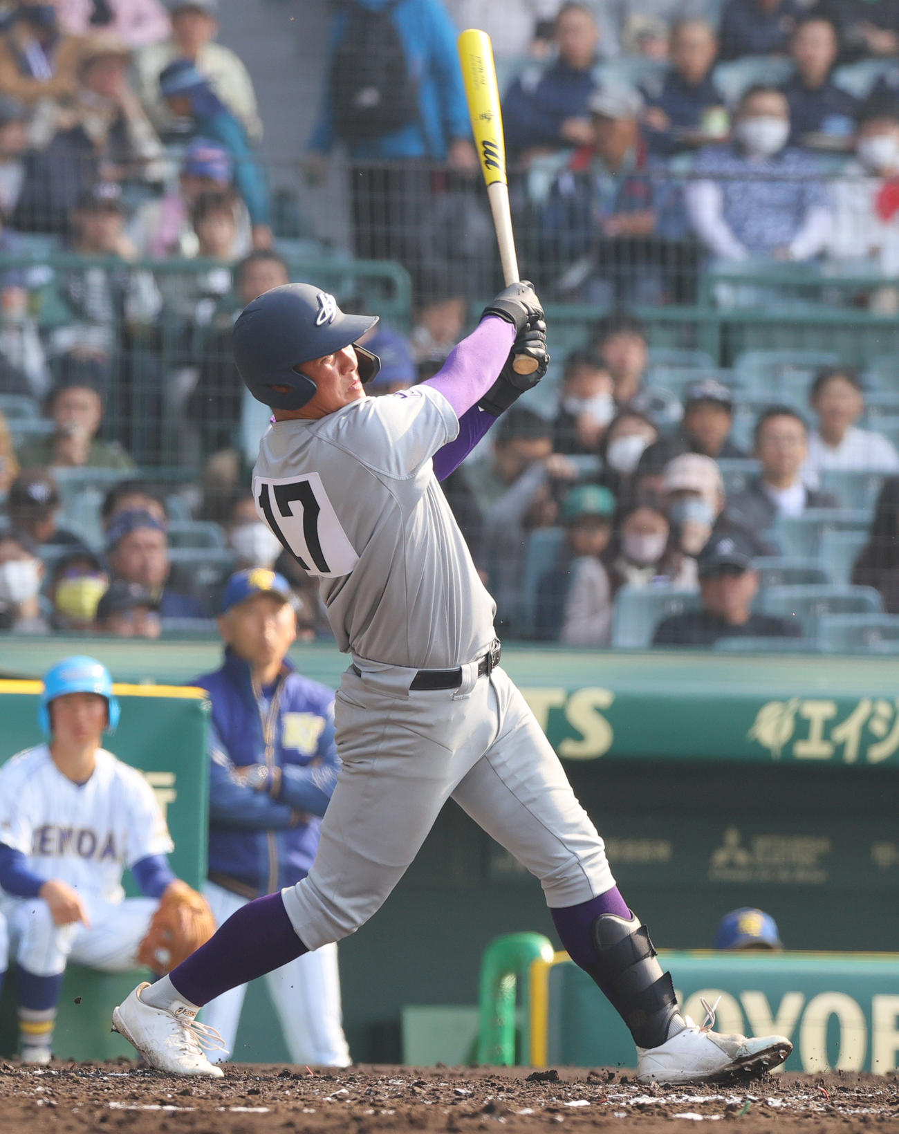 健大高崎対花巻東　2回裏花巻東無死、赤間は中飛に倒れる（撮影・上山淳一）