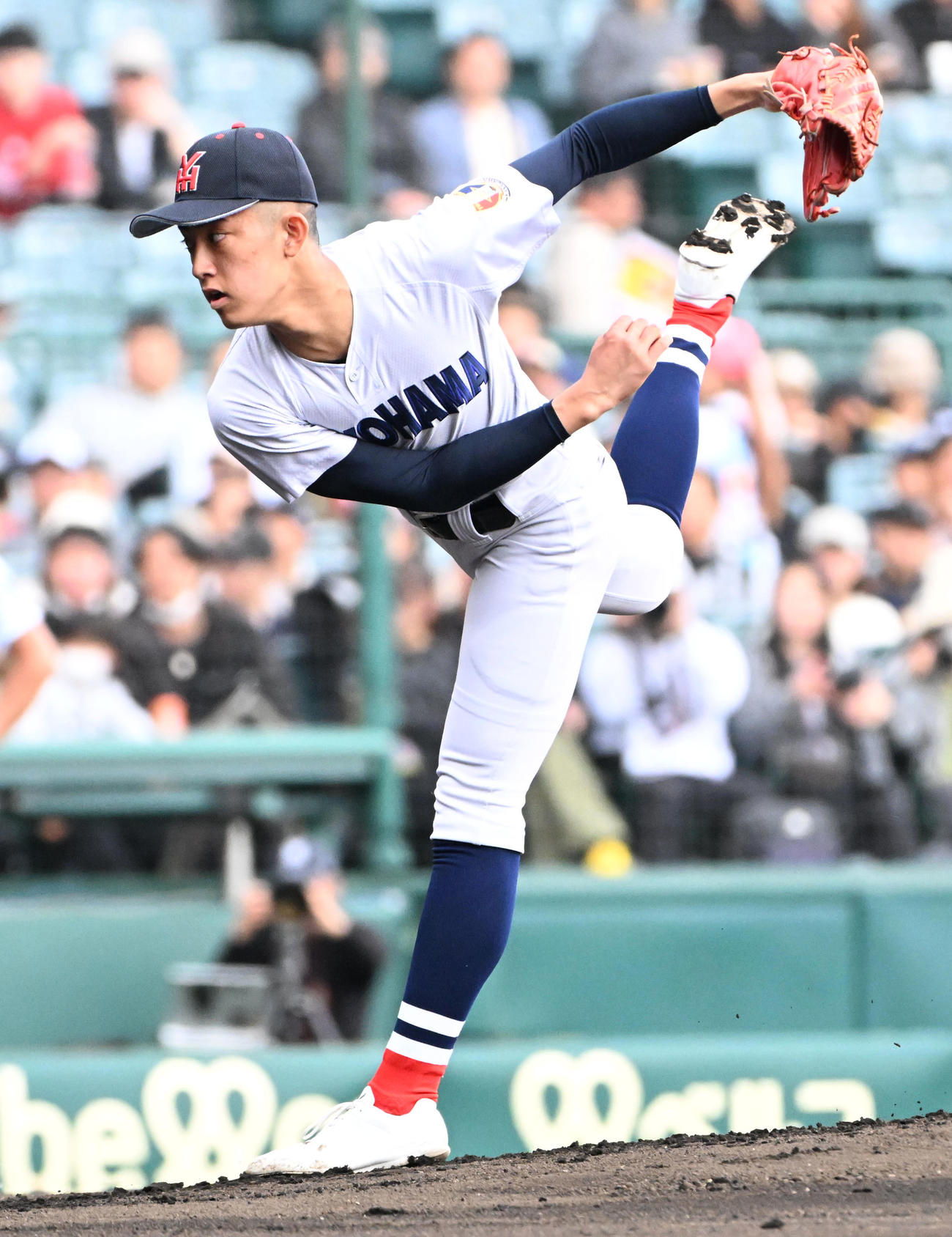 健大高崎対横浜　横浜先発の織田（撮影・石井愛子）