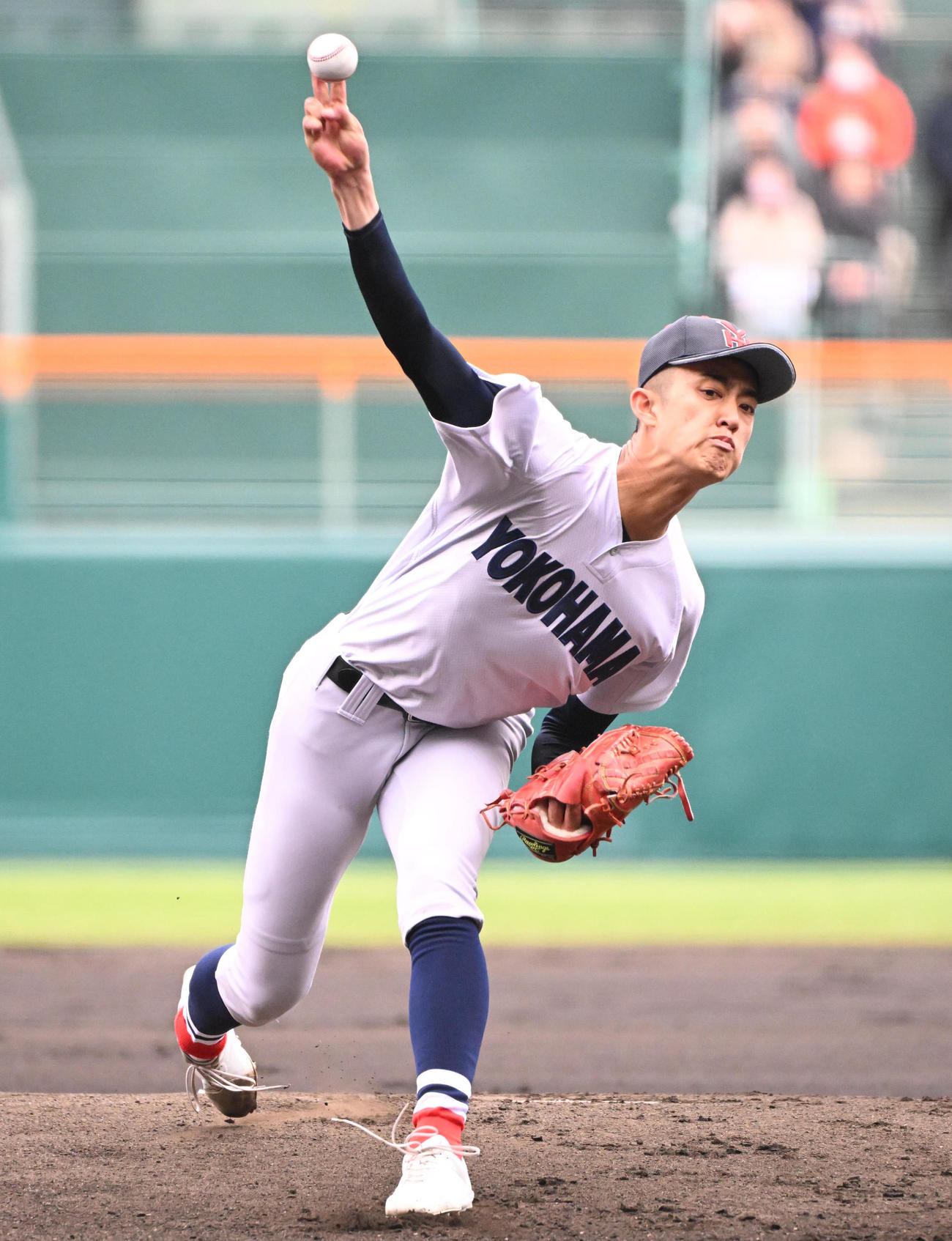 智弁和歌山対横浜　横浜先発の織田翔希（撮影・石井愛子）