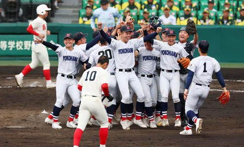 【センバツ】V横浜の20連勝相手校とスコアは　伝説の松坂世代44連勝＆過去の甲子園決勝も公開