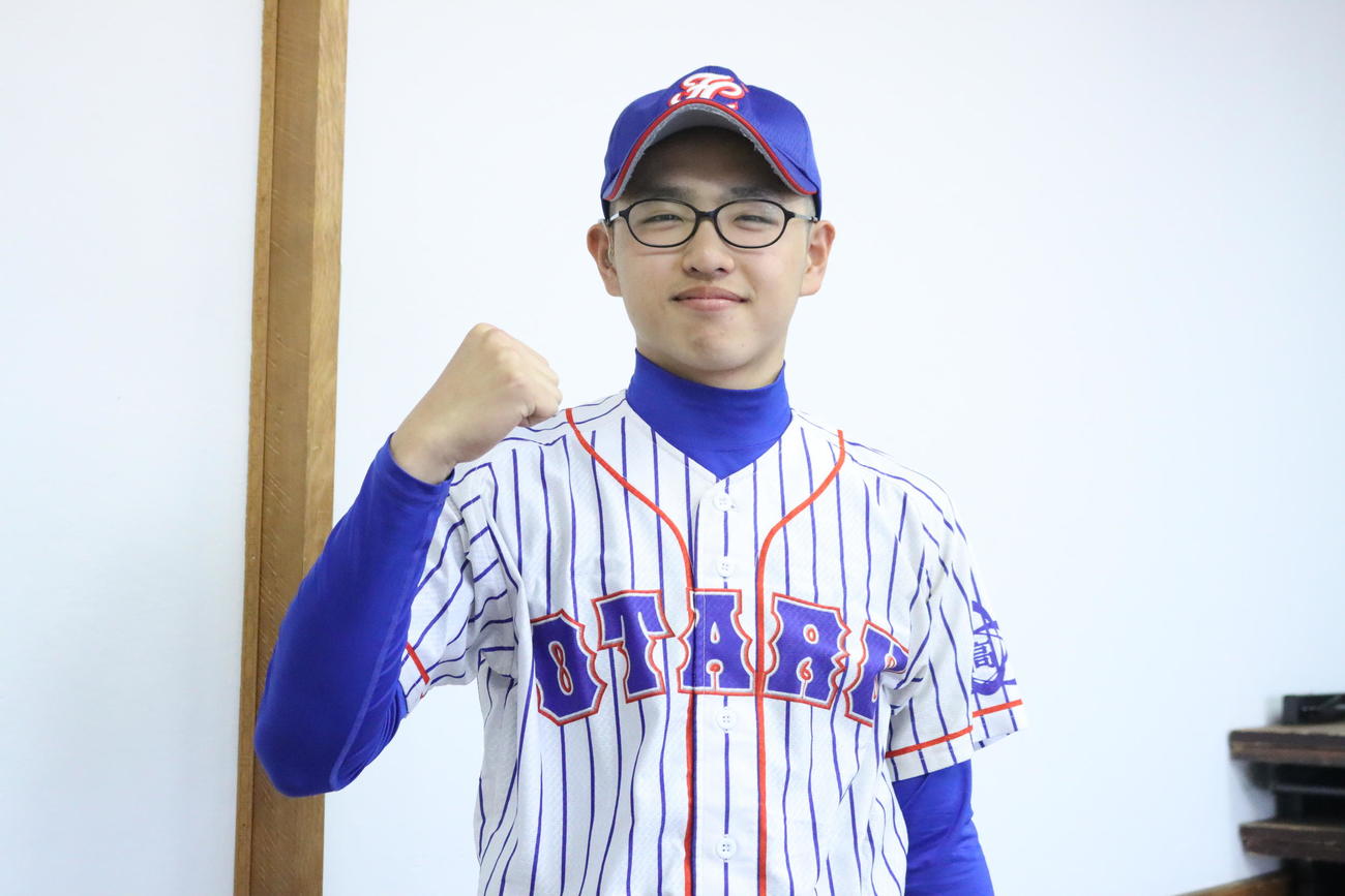 組み合わせ抽選会に出席した小樽未来創造主将の久米田（撮影・保坂果那）