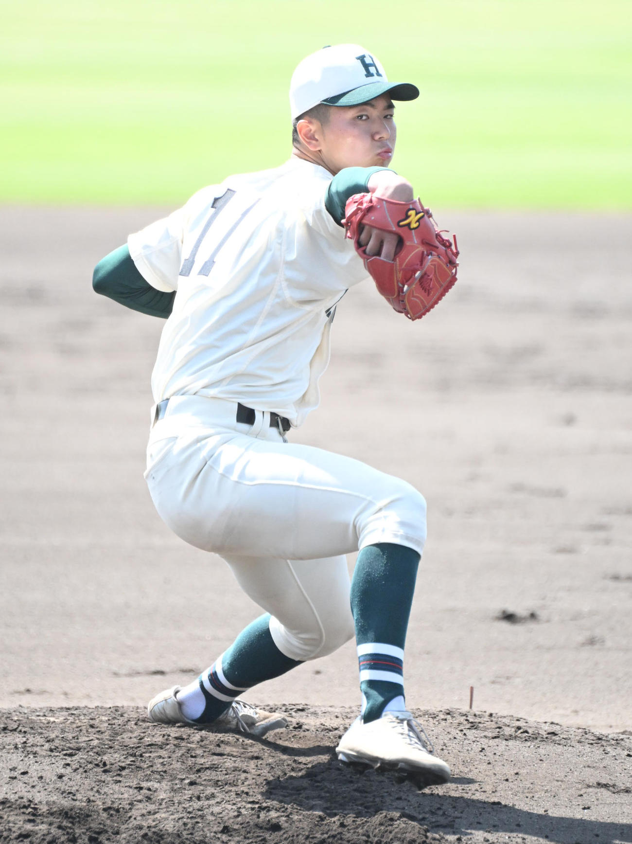 報徳学園対滝川　報徳学園先発の岡田壮真（撮影・石井愛子）
