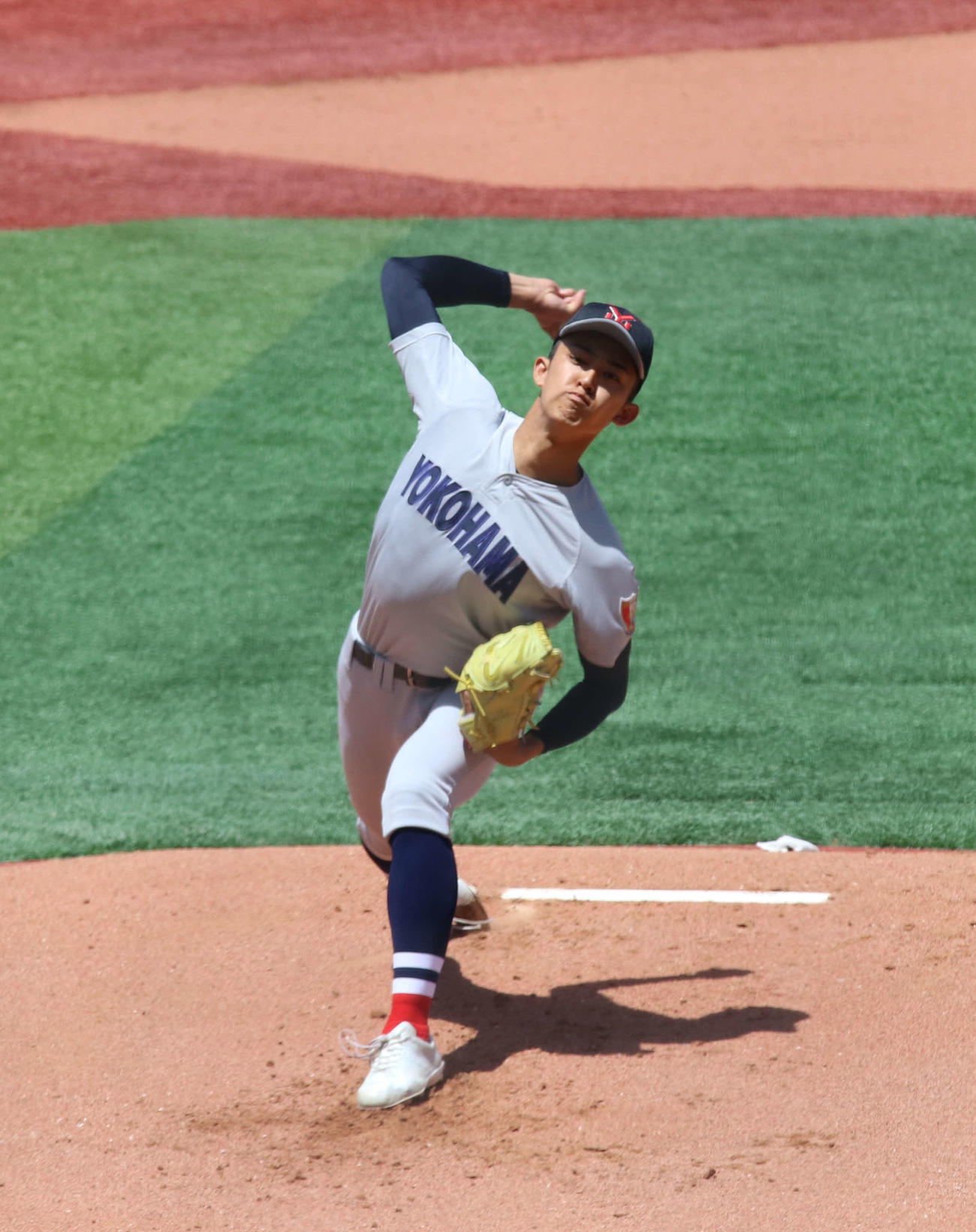 東海大相模対横浜　先発し力投する横浜・織田翔希（撮影・北村健龍）
