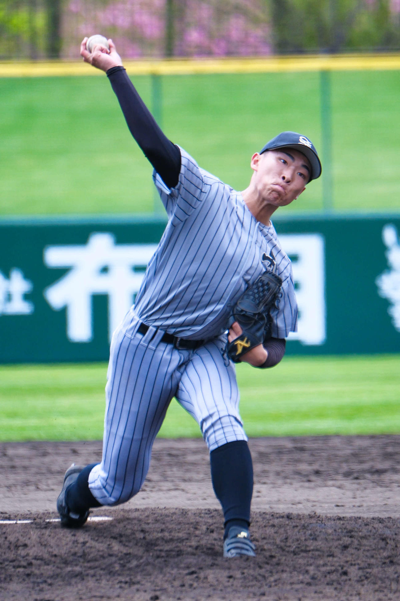3安打1四球で函館大柏稜を完封した知内の田沢