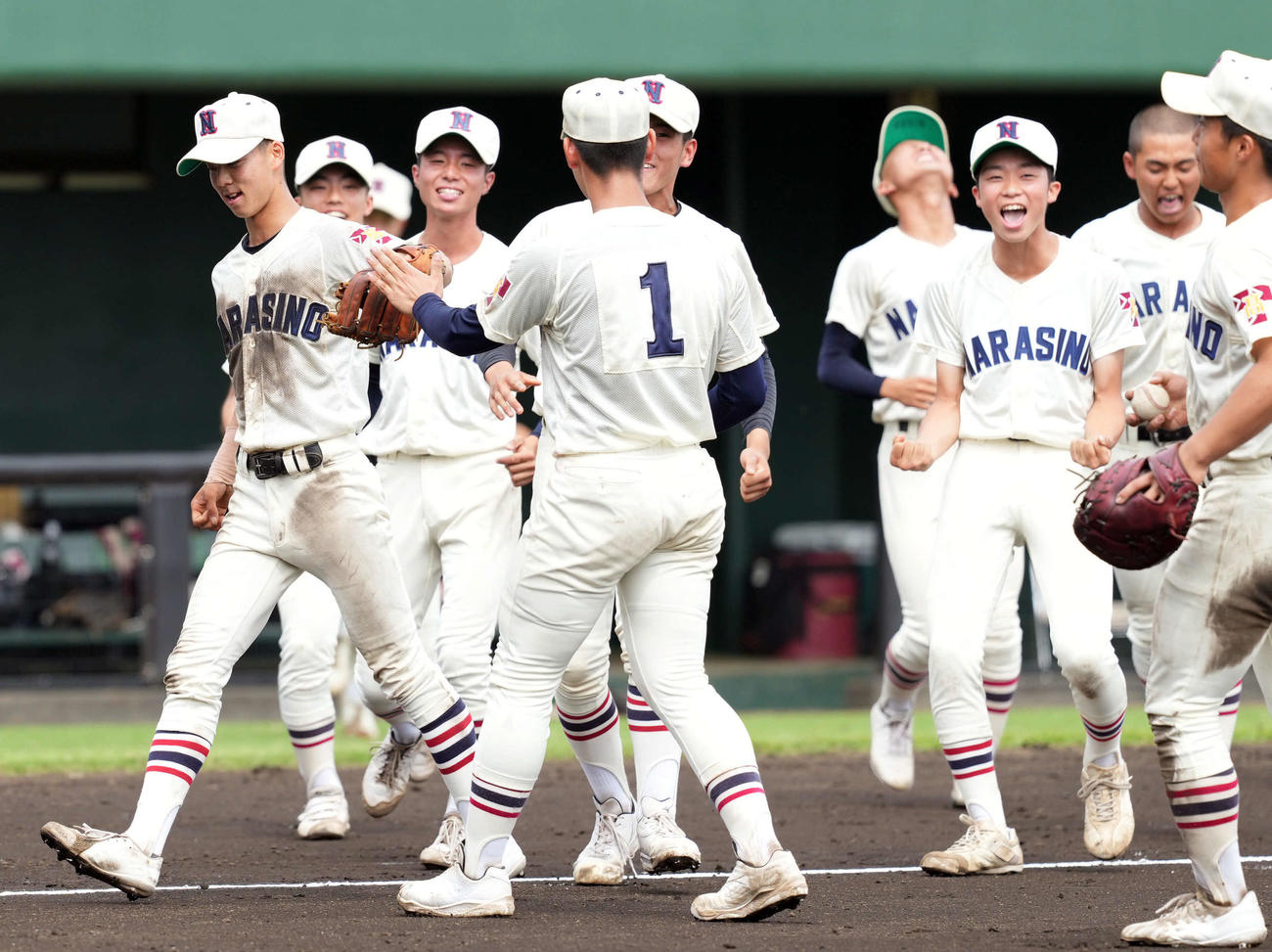 佐野日大対習志野　佐野日大に勝利した習志野（撮影・たえ見朱実）
