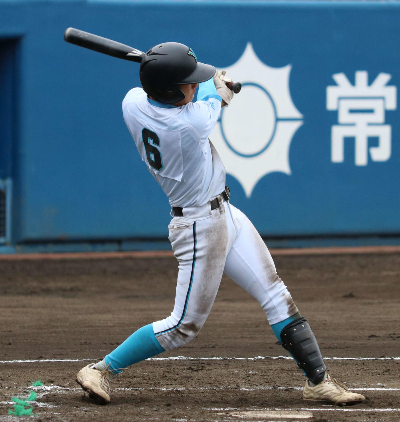 叡明対山梨学院　10回裏山梨学院1死満塁、サヨナラ打を放った平野（撮影・寺本吏輝）