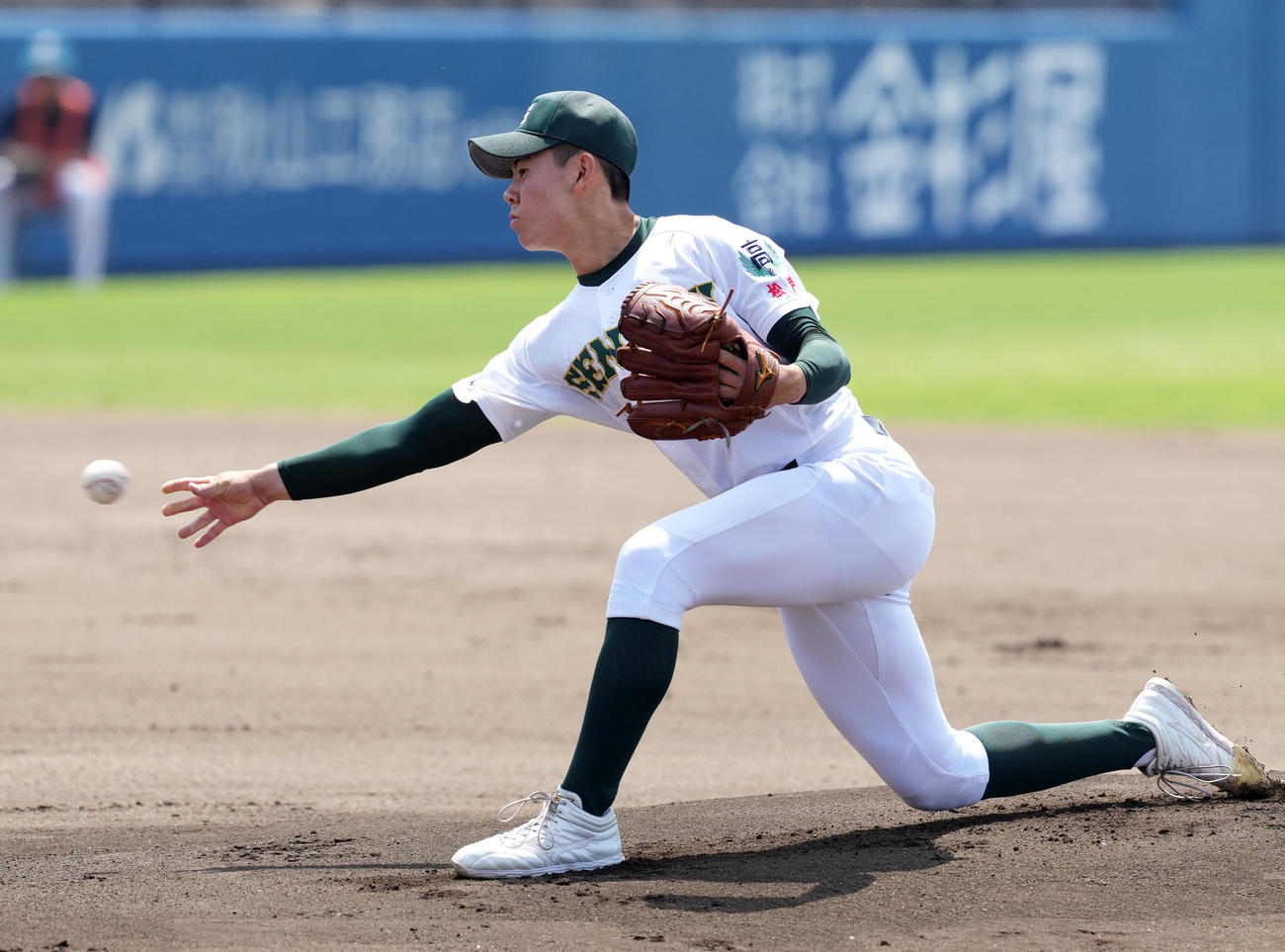桐生第一対専大松戸　専大松戸の先発田中（撮影・たえ見朱実）