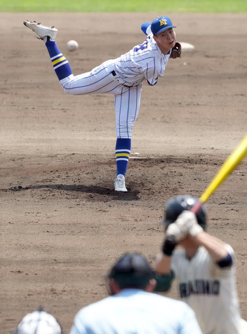 習志野対健大高崎　健大高崎の先発石垣聡（撮影・たえ見朱実）