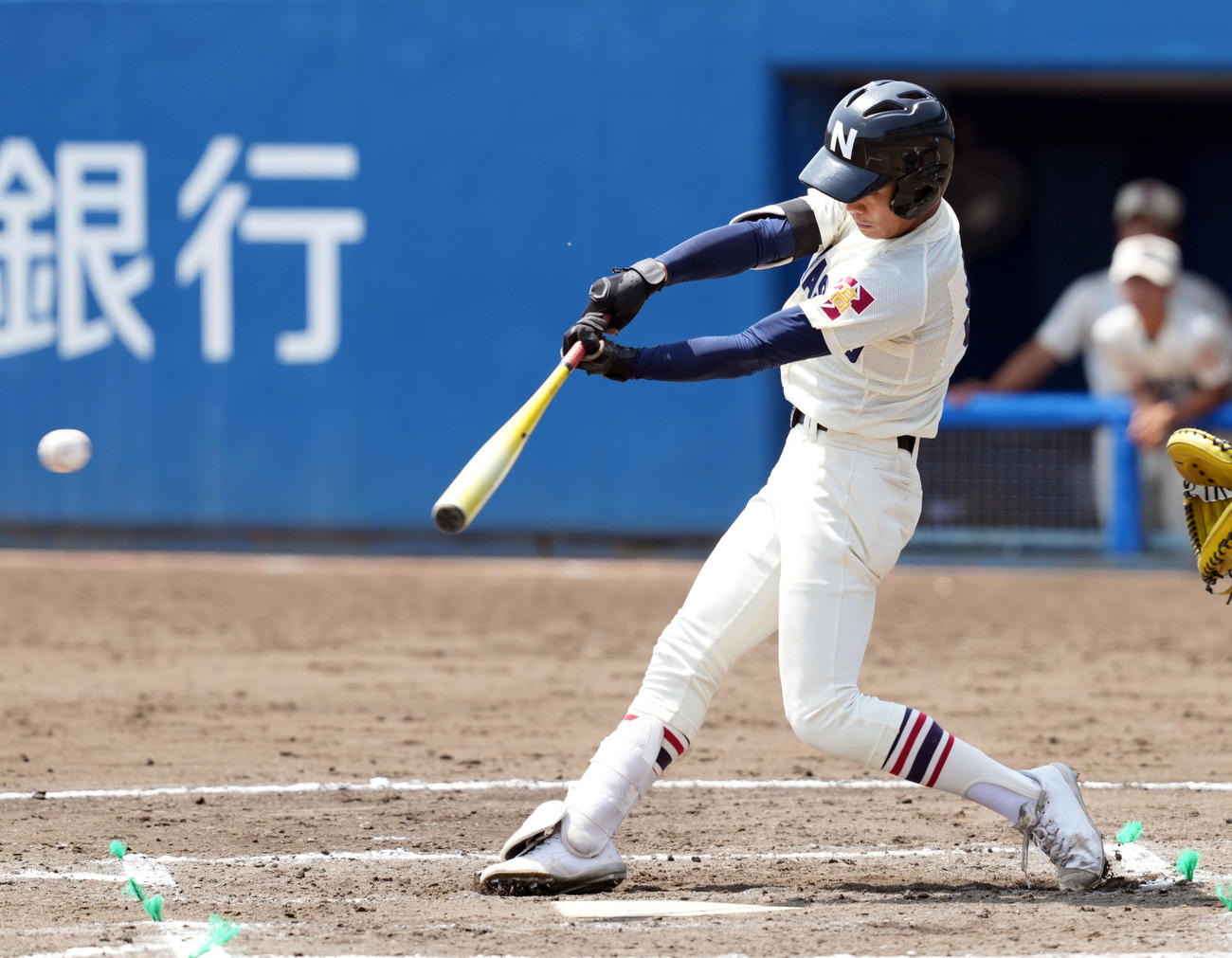 習志野対健大高崎　2回裏習志野1死一、三塁、先制の適時打を放つ林（撮影・たえ見朱実）