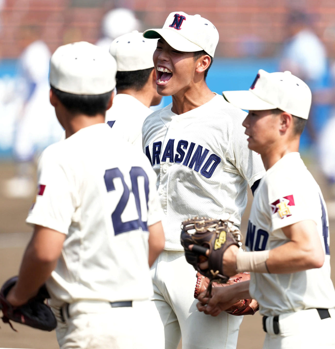 習志野対健大高崎　7回途中からマウンドに上がった習志野・向井（撮影・たえ見朱実）