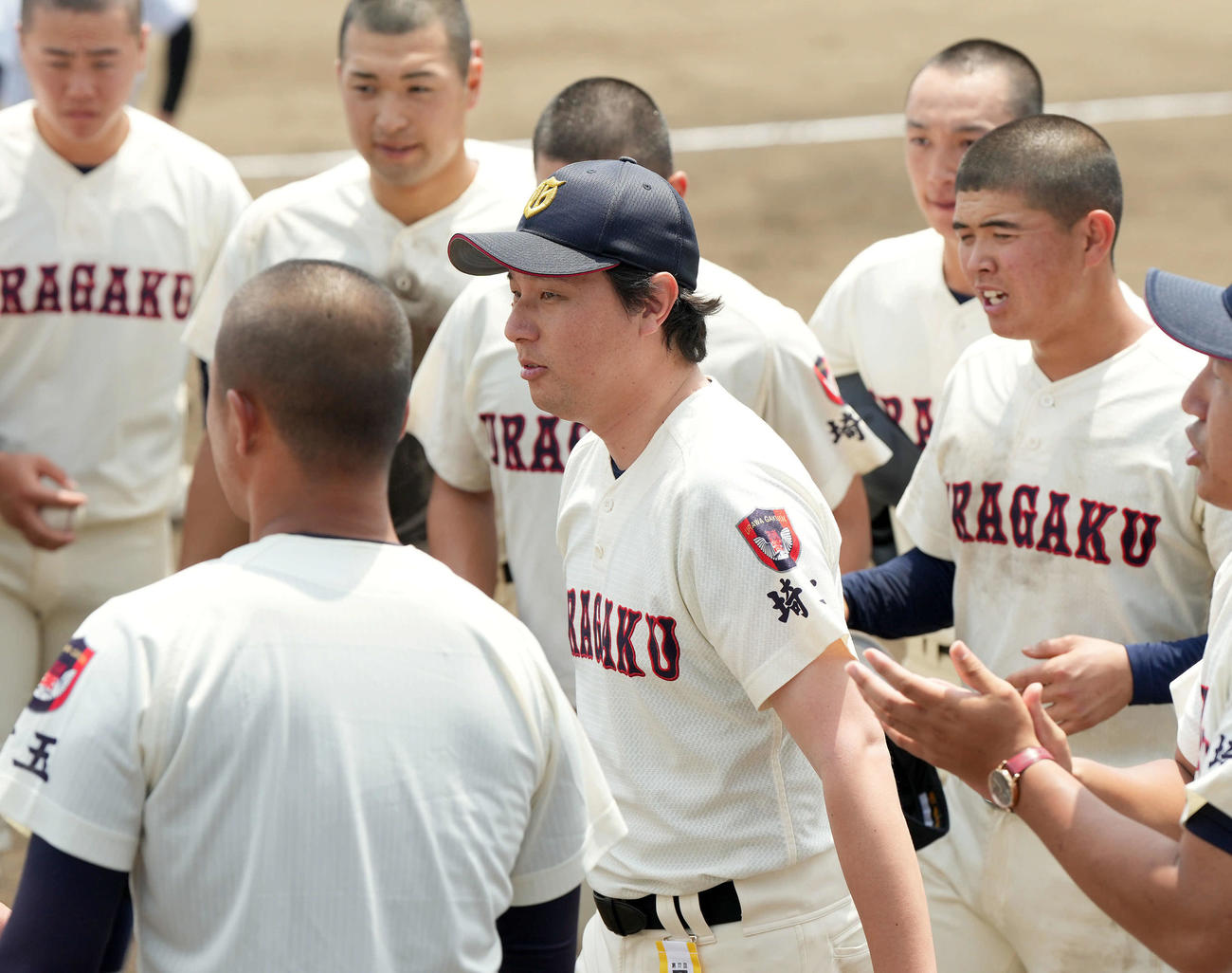 浦和学院対横浜　横浜に3－2の接戦の末敗れた浦和学院・森監督（撮影・たえ見朱実）