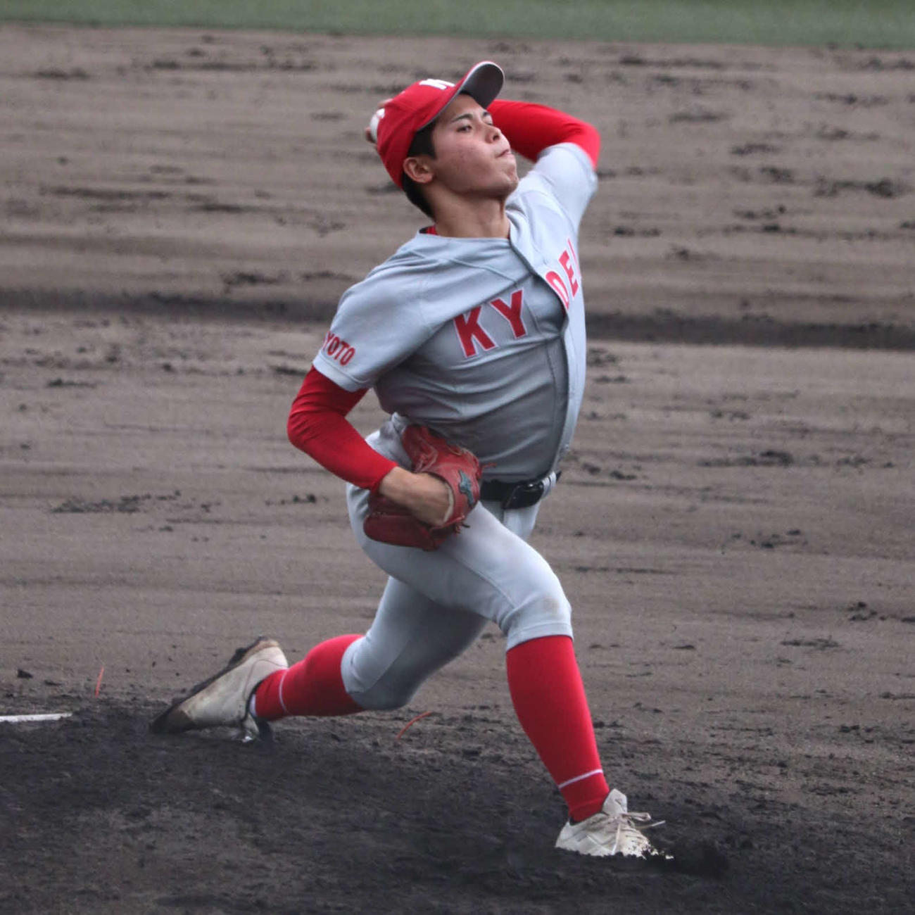 近畿大会1回戦　京都共栄対奈良大付　先発した、京都共栄の小林（撮影・中島麗）