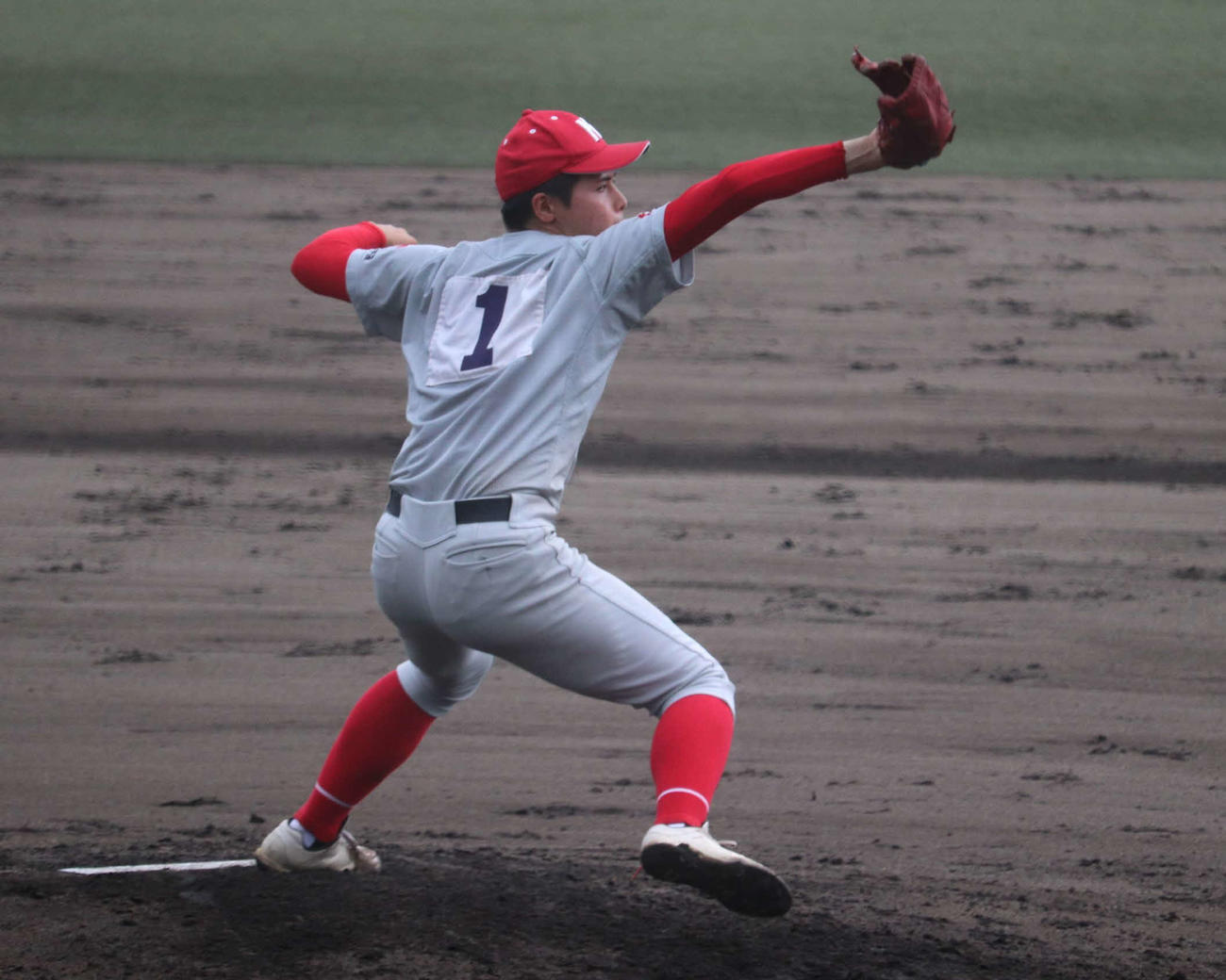 近畿大会1回戦　京都共栄対奈良大付　先発した、京都共栄の小林（撮影・中島麗）
