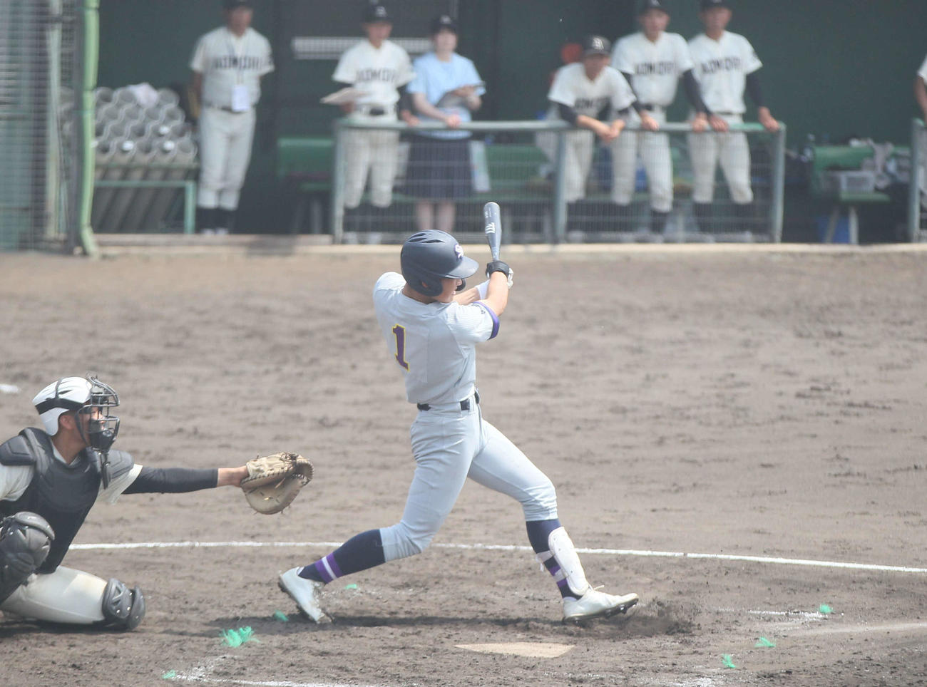 聖和学園対青森北　4回裏、1死二、三塁、左越本塁打を放つ聖和学園・高橋歩（撮影・高橋香奈）