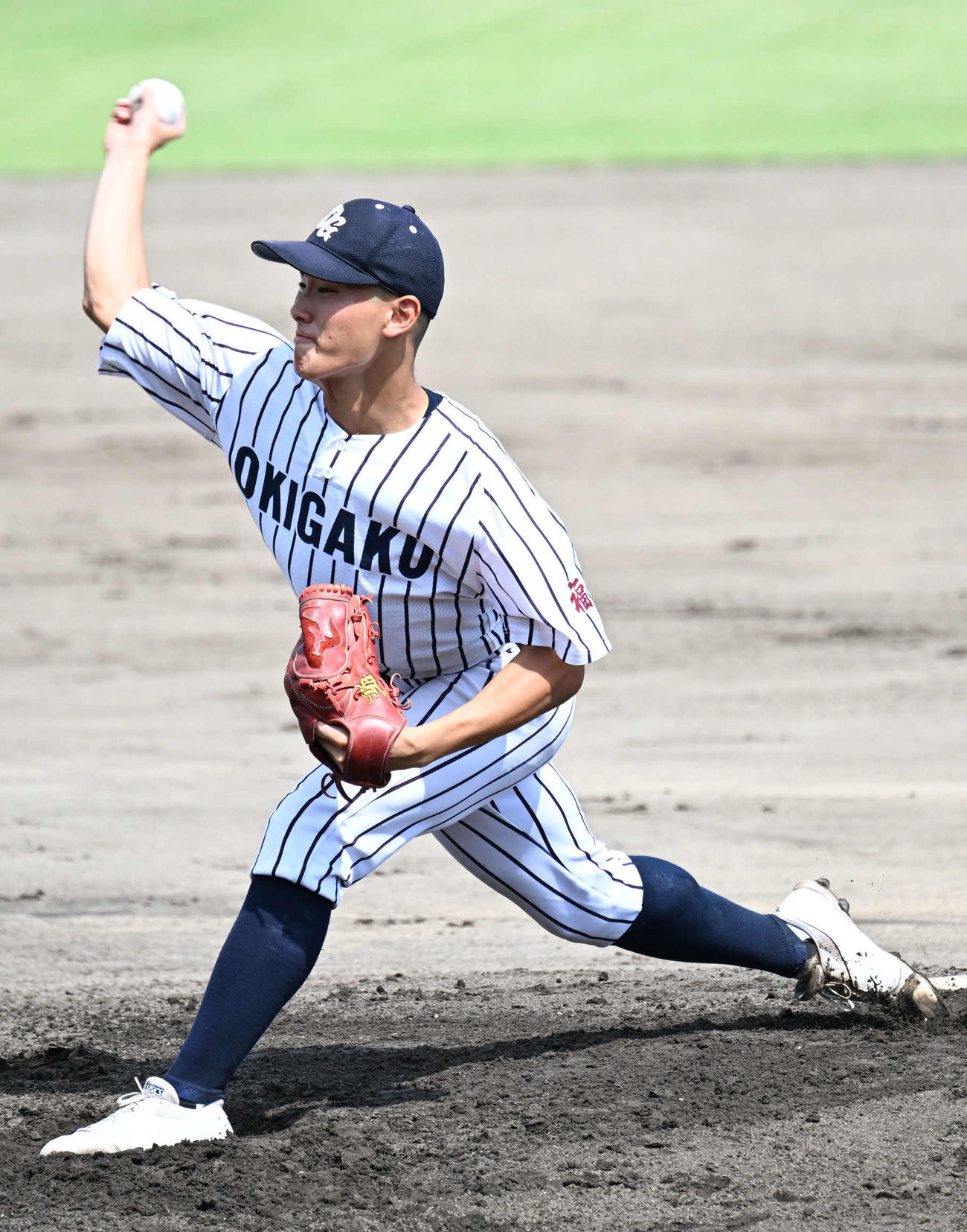 沖学園対九産大九州　沖学園先発の川畑（撮影・林敢治）