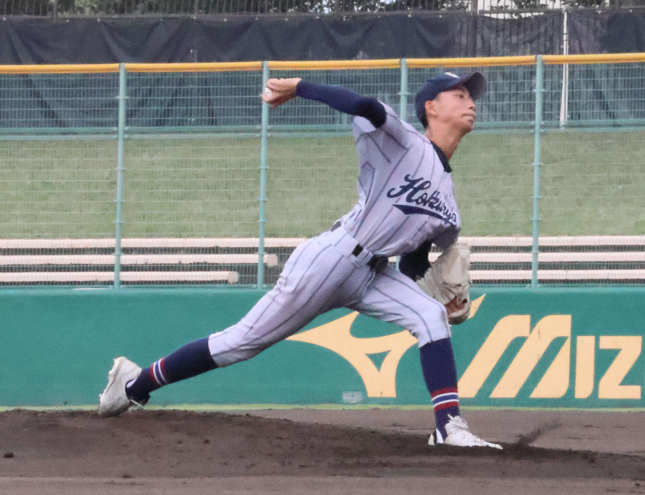 第107回京都大会　莵道対北稜　1回表、先発した北稜・原大河（撮影・大西真生）