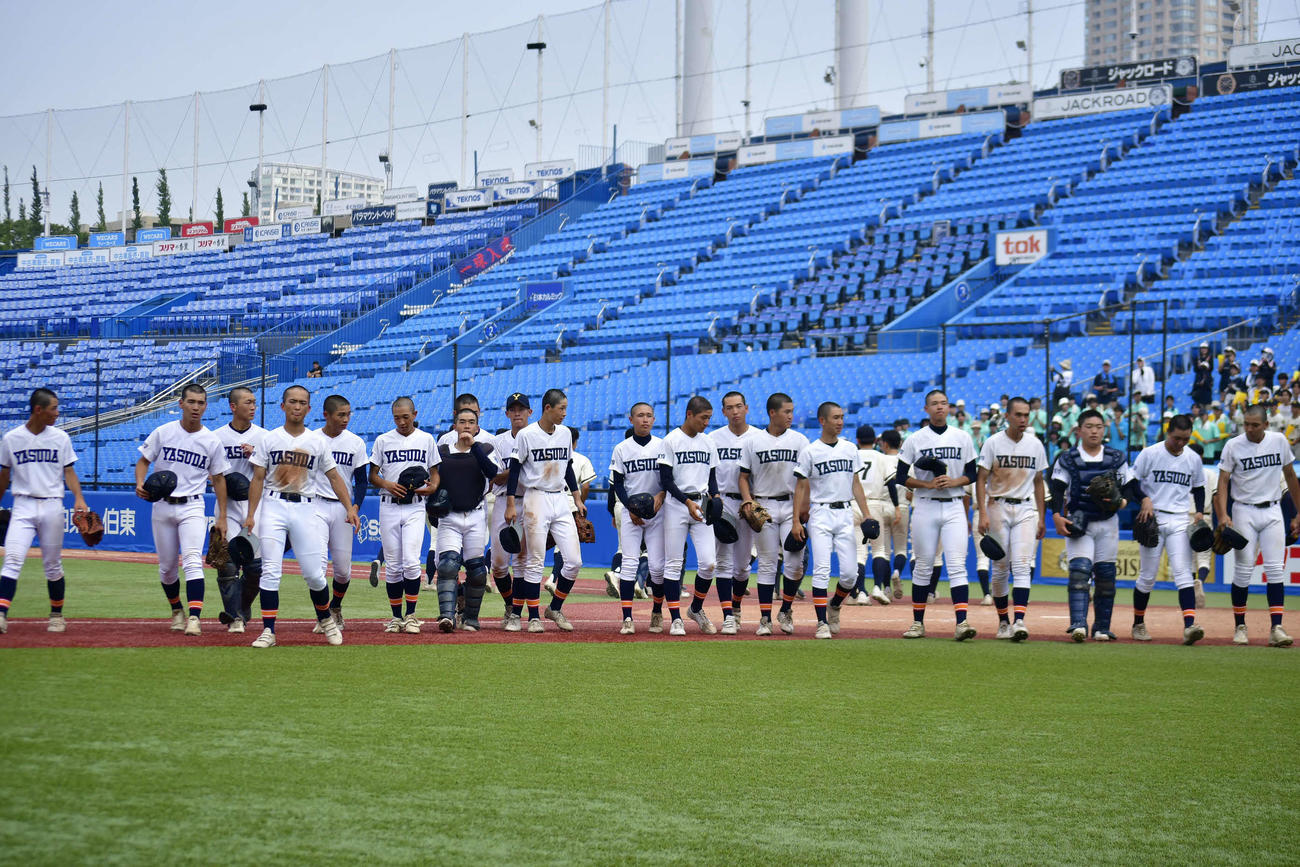 2年ぶりの初戦突破を決めた安田学園（撮影・平山連）