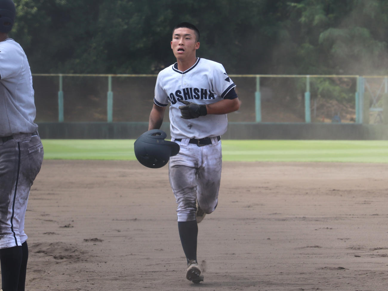 京都大会2回戦　京都共栄学園対同志社国際　「4番捕手」で出場した、同志社国際の主将・山川（撮影・中島麗）