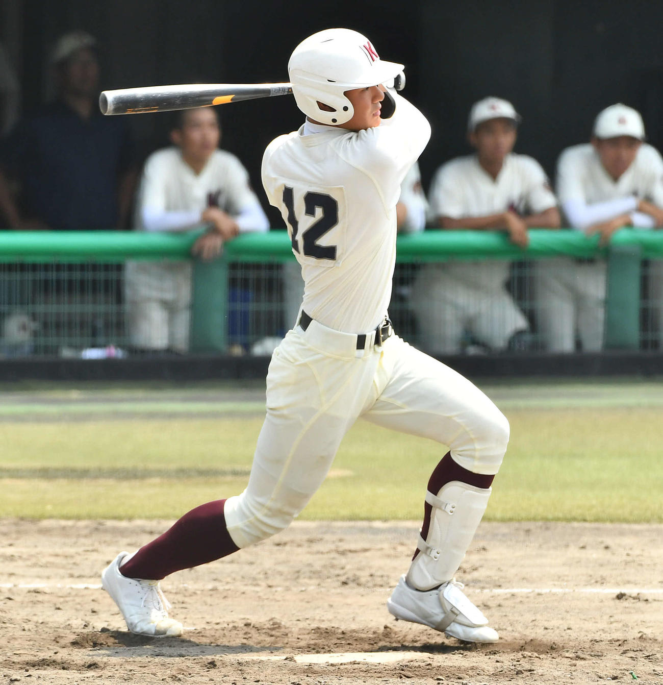 春日対柏陵　9回表春日1死二塁、永野は中前適時打を放つ（撮影・岩下翔太）