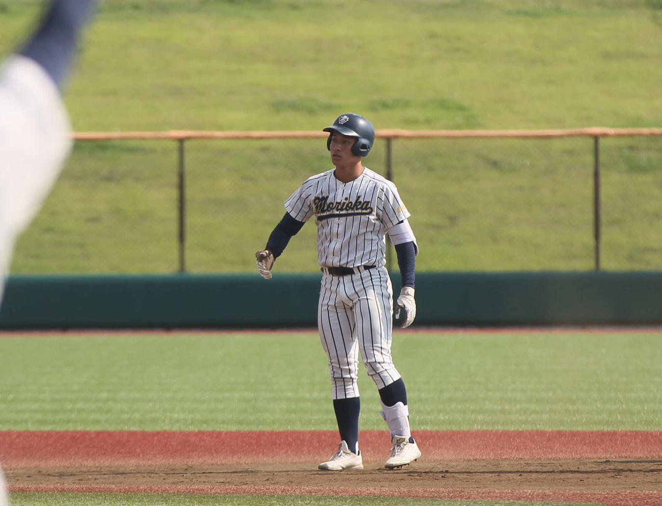 花北青雲対盛岡四　3点適時二塁打にもクールに喜ぶ盛岡四・服部（撮影・高橋香奈）